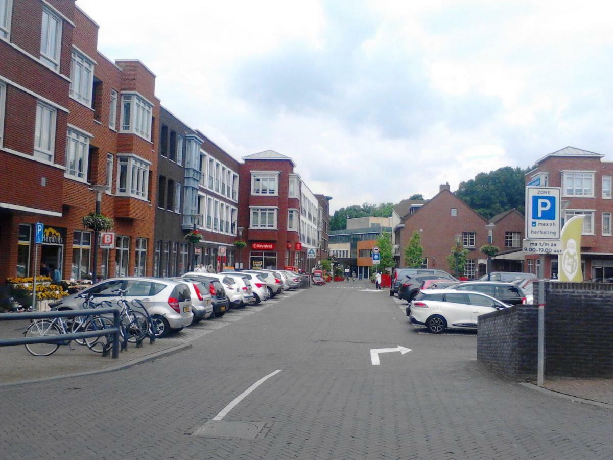 Rustige, Gelijkvloerse Vakantiewoning Met 2 Slaapkamers In Simpelveld, Zuid-Limburg エクステリア 写真