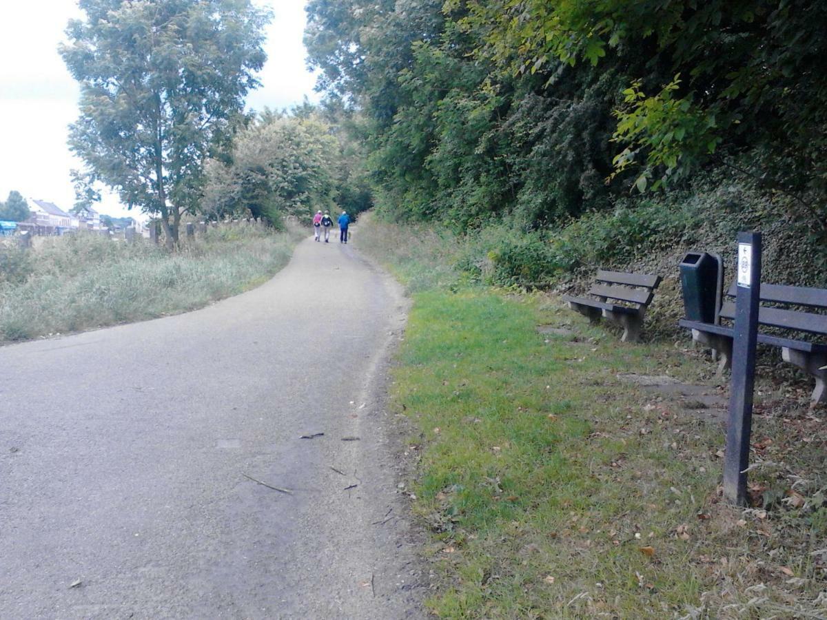Rustige, Gelijkvloerse Vakantiewoning Met 2 Slaapkamers In Simpelveld, Zuid-Limburg エクステリア 写真
